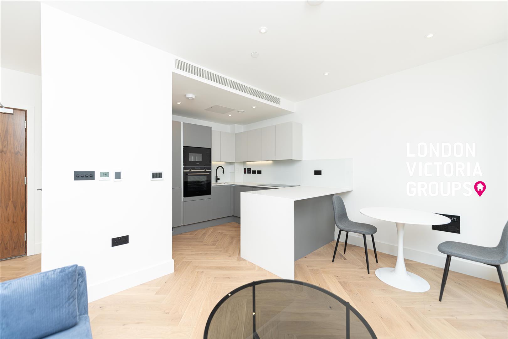 Huntingdon Apartments, 1 Graphite Square, LONDON